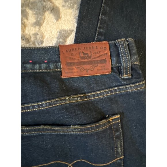 Ralph Lauren jeans dark wash slightly distressed size women's 14 - Picture 6 of 9
